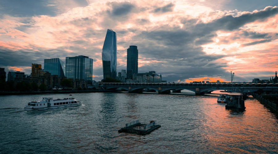 沃尔玛不满高费用而重新评估与TradeDesk(TTD.US)的协议,TradeDesk面临失去重要客户