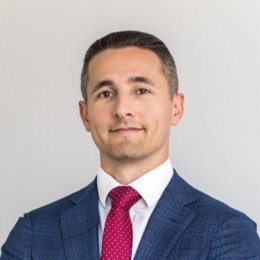 Arista Networks(ANET.US) Q2业绩亮眼 股价激增 大行纷纷上调目标价