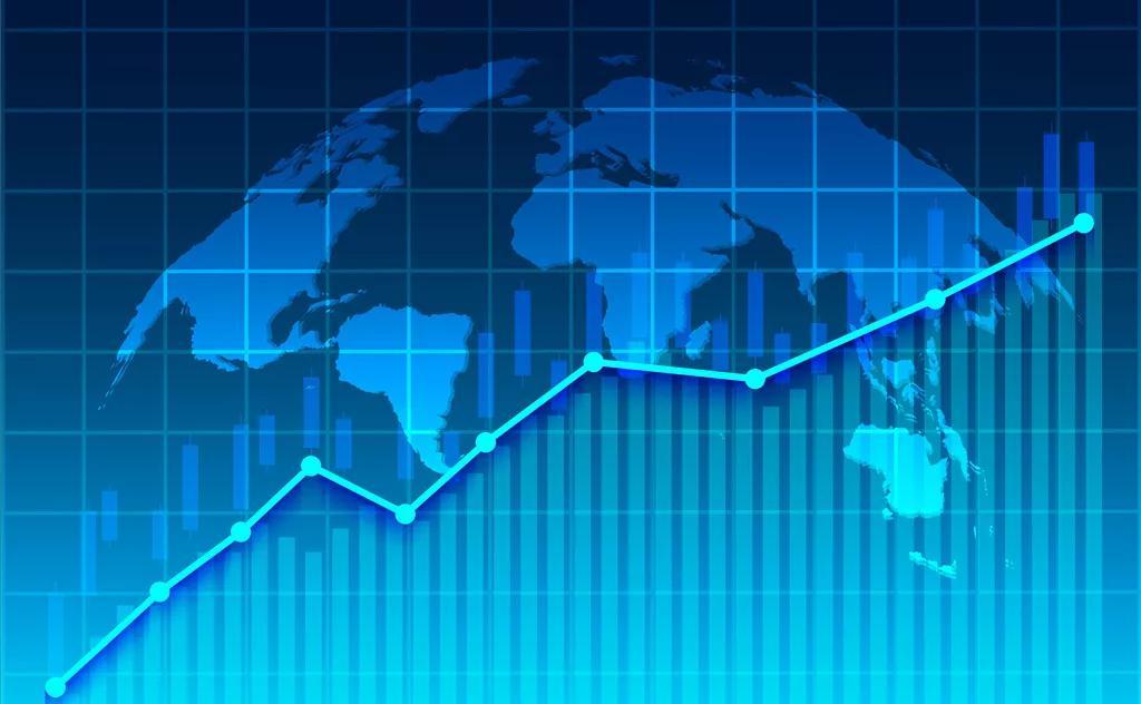崔东树:2025年1-6月中国汽车出口348万辆 新能源汽车占比41%